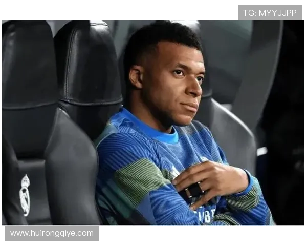 德尚透露姆巴佩脚踝伤势未恶化但换下前再遭撞击引担忧